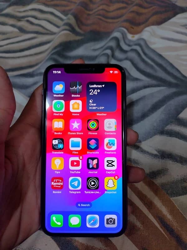 IPHONE 11 PRO 4