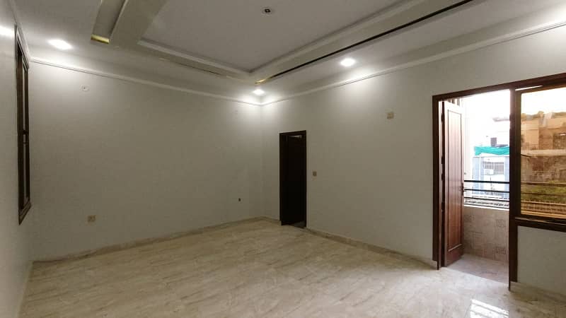 Brand New 240 Yards 2nd Floor Portion With Roof For Sale In Gulshan Block 1 4