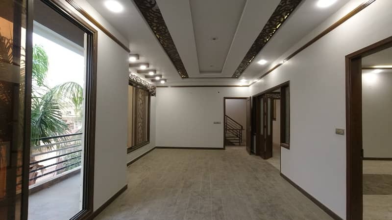 Brand New 240 Yards 2nd Floor Portion With Roof For Sale In Gulshan Block 1 12