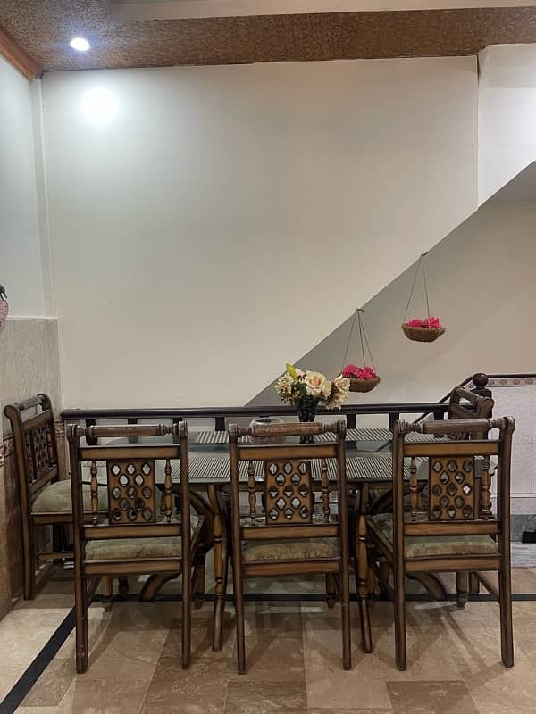 Dinning table with chairs 1