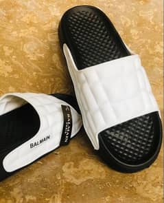 Mens Slippers Available At Cheap Rates