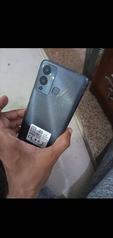 infinix hot 12 play. 4/64 good condition 3