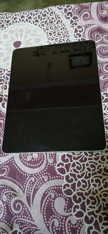 Apple ipad Pro M2 5th Genration 256gb 12.9 inches 1