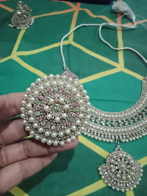 Bridal jewelry set only one time used 1