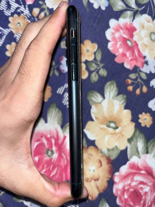 iphone 11 pro 256 gb non pta factory unlocked 3