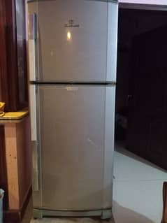 14 cubic Dawlance refrigerator for sale