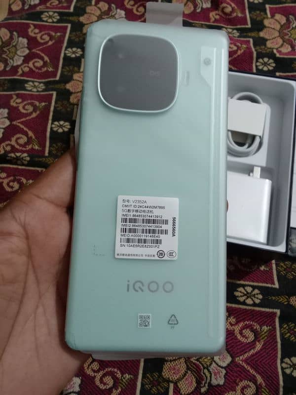 vivo iqoo z9 turbo 16/512 3