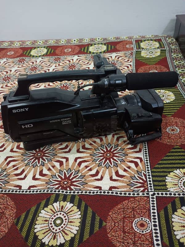 1500 Camera for sale price 40000 Akbarabad Sialkot 03227394191 2