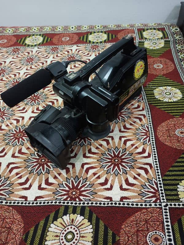 1500 Camera for sale price 40000 Akbarabad Sialkot 03227394191 3