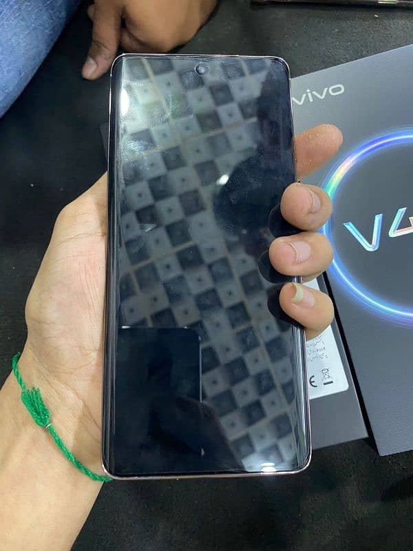 vivo v40e just box open 1