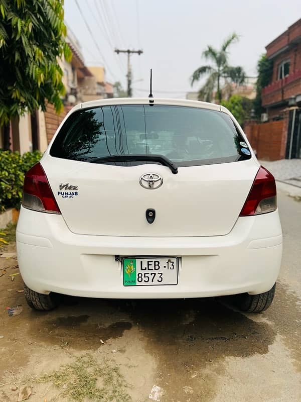 Toyota Vitz 2009 / 2013 4