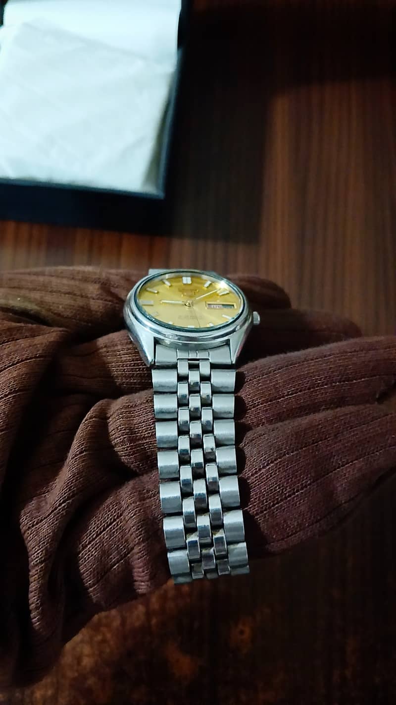 Seiko 5 Automatic (21 Jewels) 2