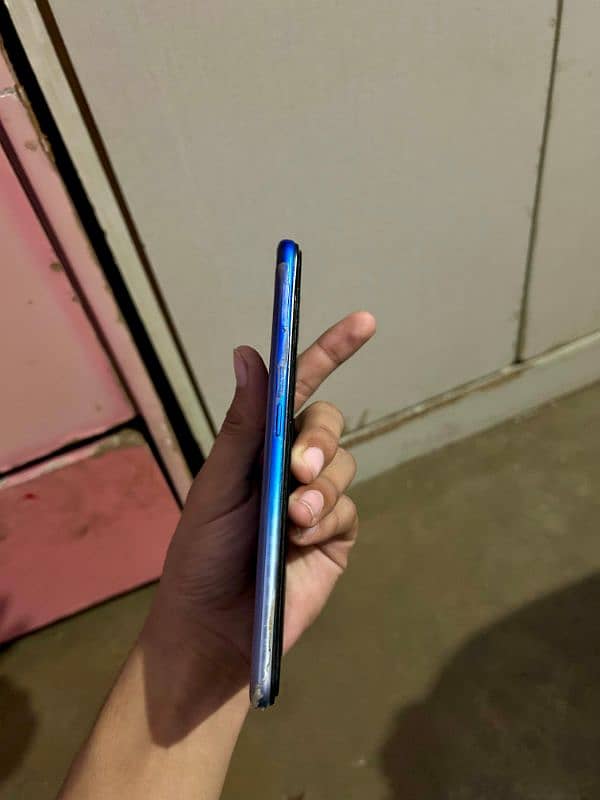 OPPO A54 3