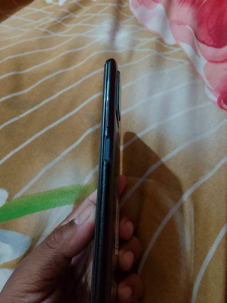 Infinix note 10 6/128 for sale in 10/10 condition (Box+Charger) 3