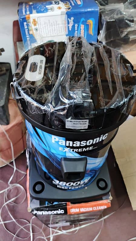 Hitachi Kenwood Panasonic  vacuum 1