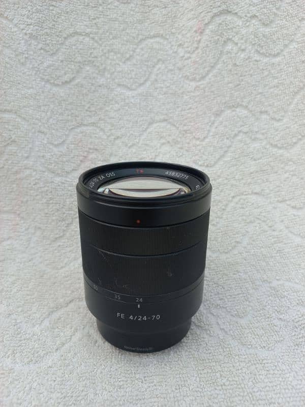 Sony lens 24-70 and Canon 50mm 1.8 argent for sale 3