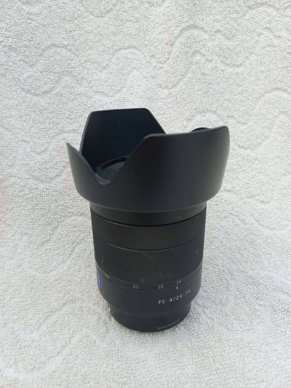 Sony lens 24-70 and Canon 50mm 1.8 argent for sale 4