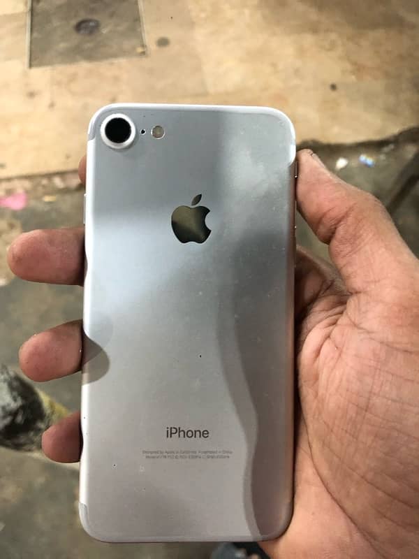 iphone 7 32 GB 2