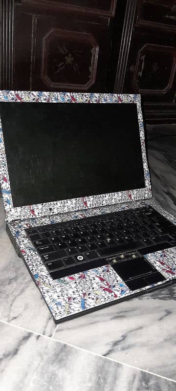 Dell latitude e6400 Good condition 0