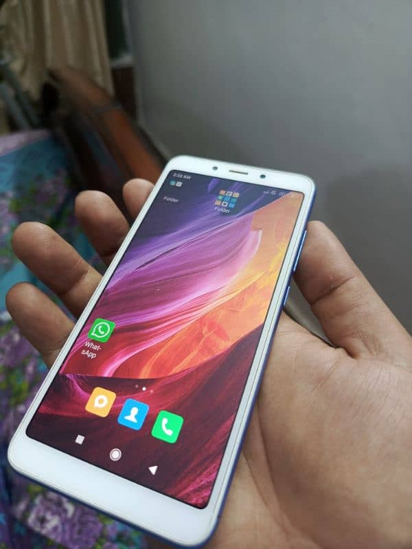 XIAOMI REDMI 6   4  GB RAM 0