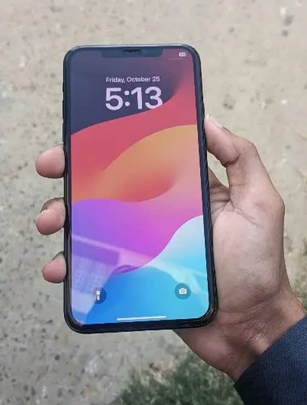 iPhone 11 Pro Max 1