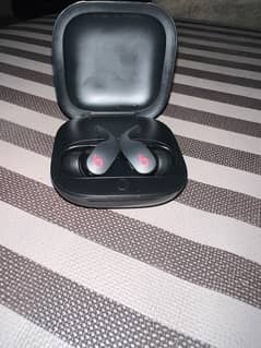 Beats Fit Pro True Wireless Earbuds 10/9 condition excellent battery