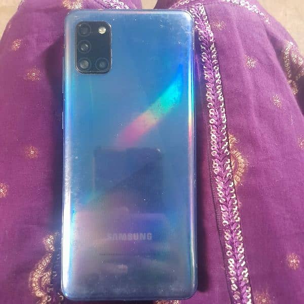 Samsung A31 4gb ram 128gb memory 3