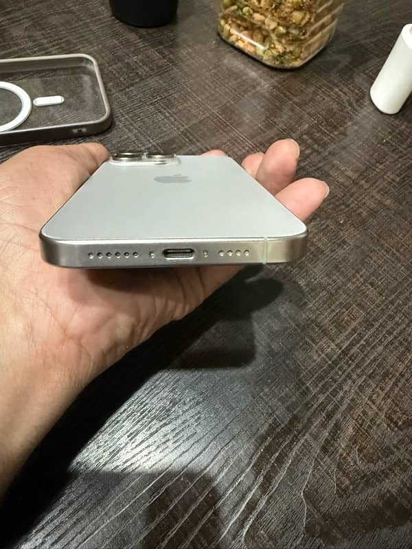 15 pro max 256gb natural titanium 5