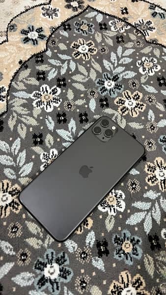 iPhone 11 pro max 1