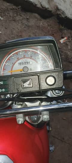 Honda CD 70 New 25