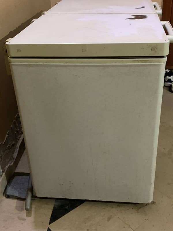 Dawlance Deep Freezer Double Door 3