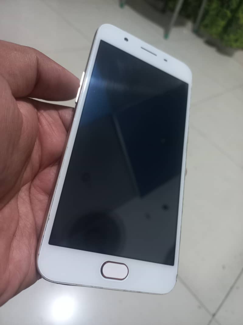 Oppo F1s 4gb 64gb 6