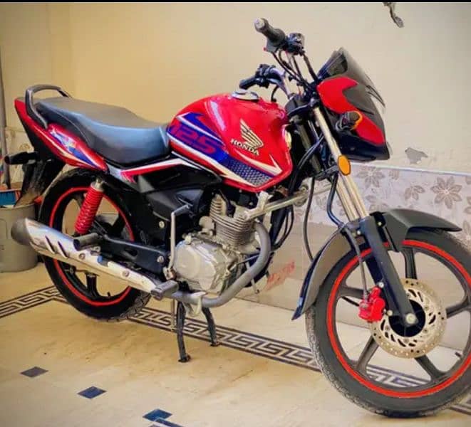 Honda CB 125 - with key or keyless start System, 2