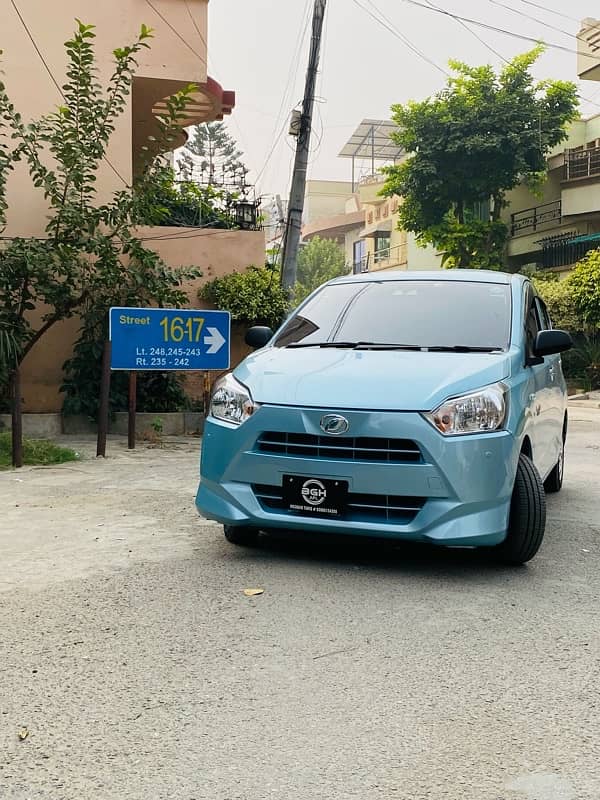 Daihatsu Mira 2022 3