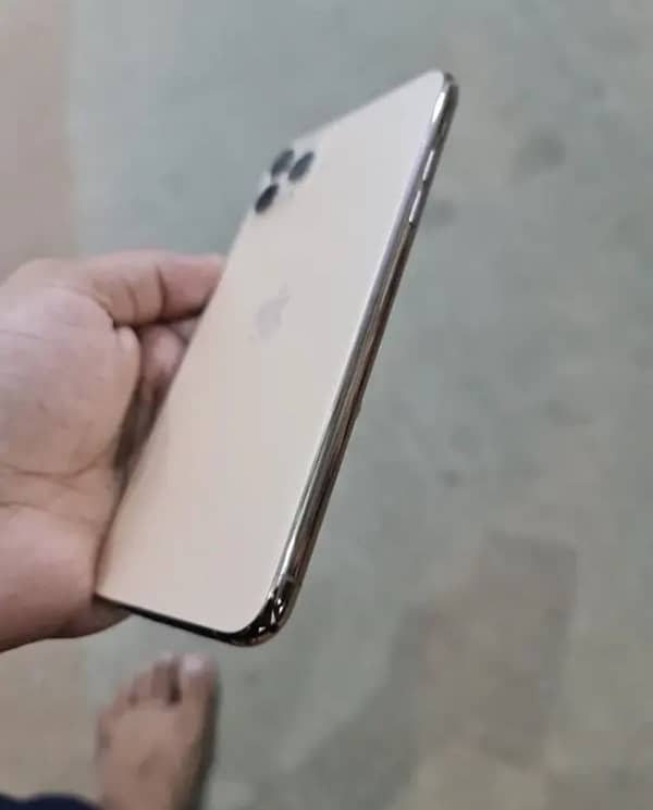 iPhone 11pro max 64gb non pta factory unlock serious buyer 2