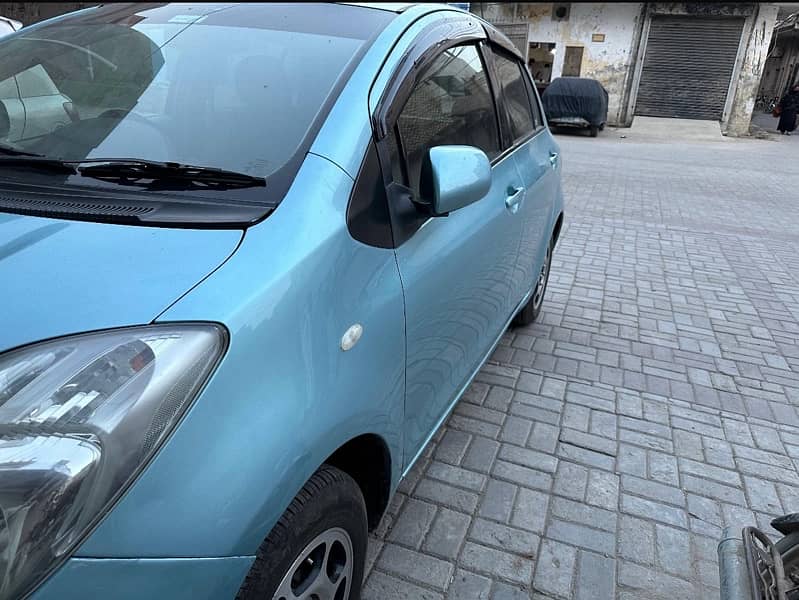 Toyota Vitz 2010 1