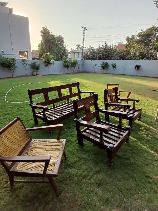 5 Seater Sofa Set and 2 wooden chairs 4