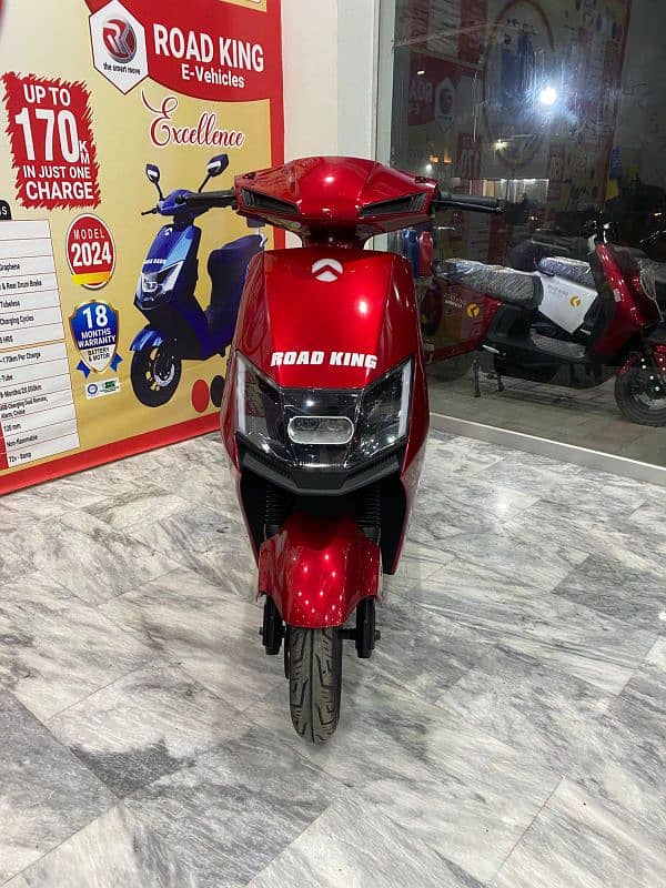 Road King EV Scooty 7