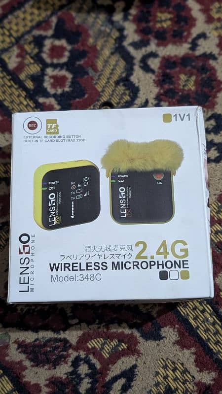 Professional Wireless Microphone 1