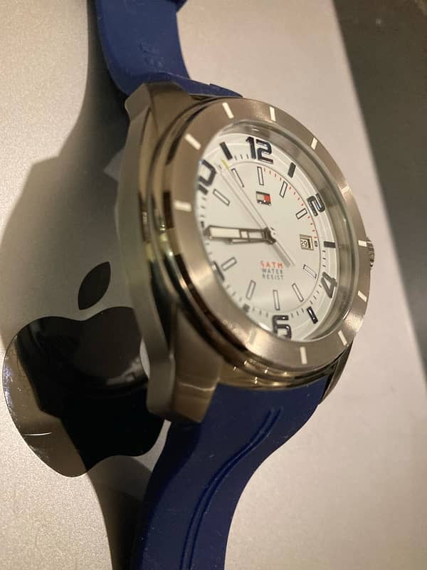 Original Tommy hillfiger watch 4