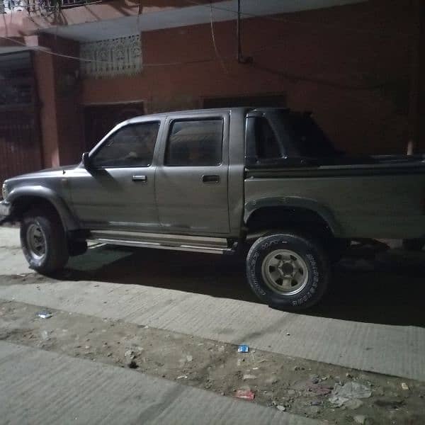 Toyota Hilux 1993 7