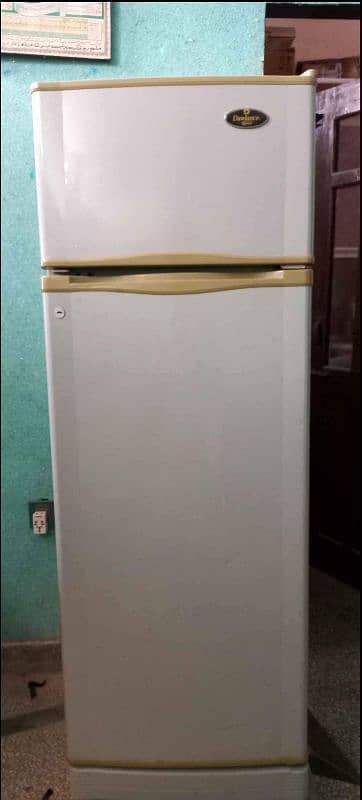 Dawlance Fridge Full size with wood stand 1