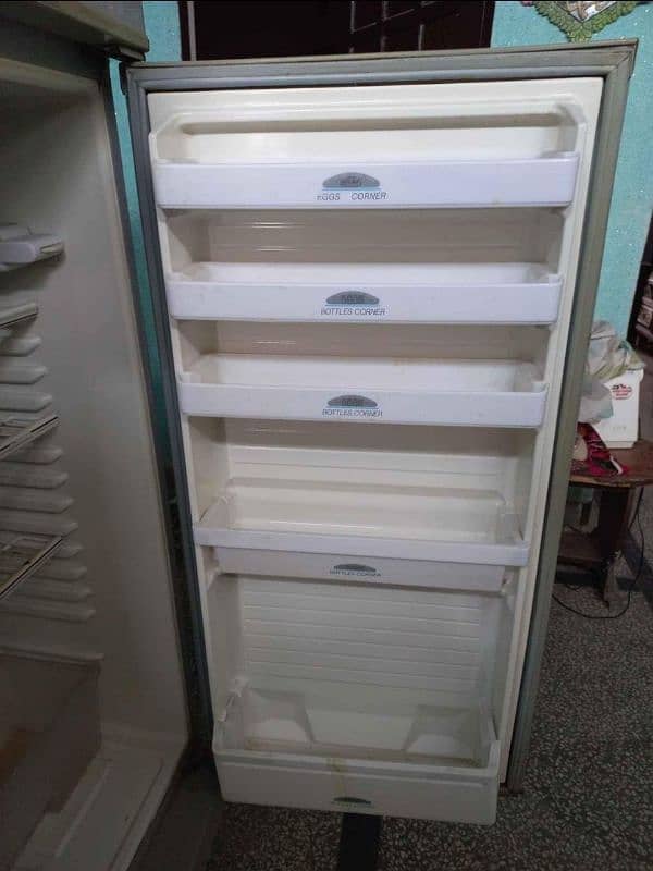 Dawlance Fridge Full size with wood stand 2