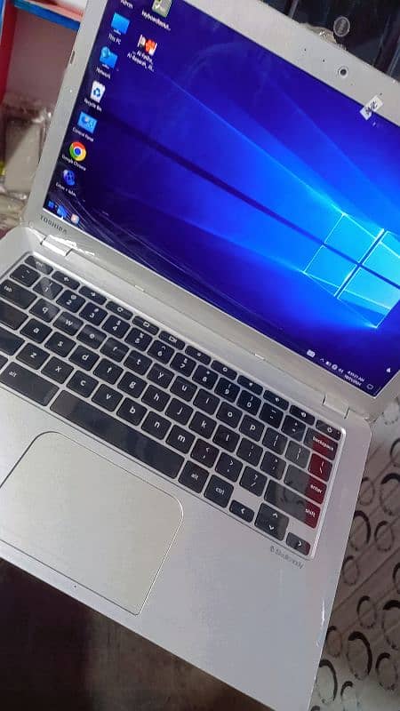 Toshiba Slim smart Laptop 8 to 10 hours Battery Timing 1