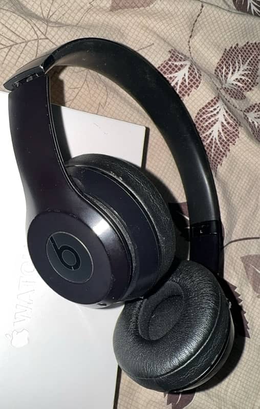 Beats Solo 3 Wireless On Ear Headphones With Apple W1 Chip 0