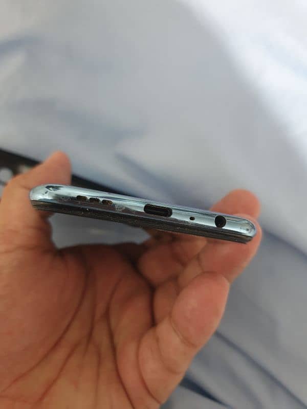 Oppo F17 Pro Screen changed with original VOOC charger exchange posibl 6