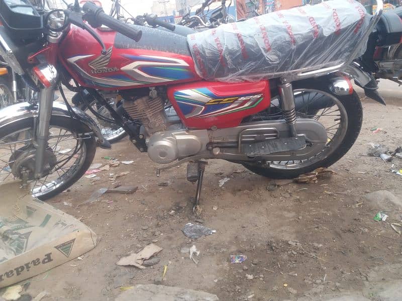 Honda 125 Model 2022 Punjab Number 3