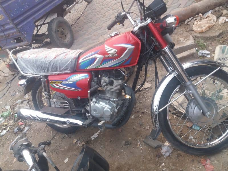 Honda 125 Model 2022 Punjab Number 7