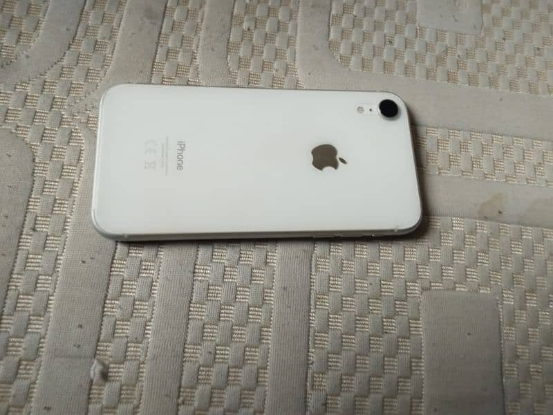 iphone XR 128 gb non pta 7