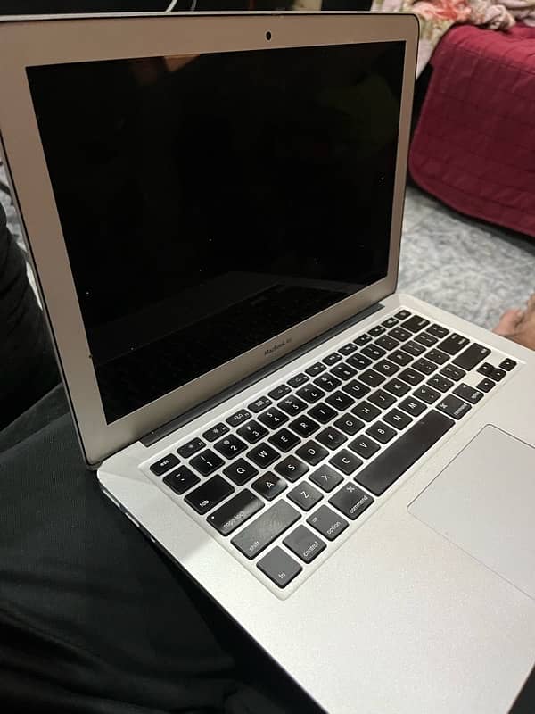 MACBOOK AIR 13” 2015 3